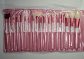 kit de 18 pincéis rosa